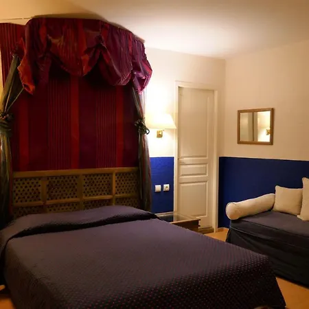 Hotel Moderne Et Pigeon 3*