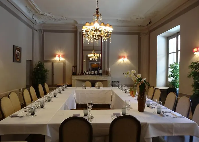 Hotel Moderne Et Pigeon