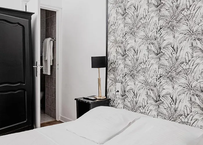 Hotel Moderne Et Pigeon