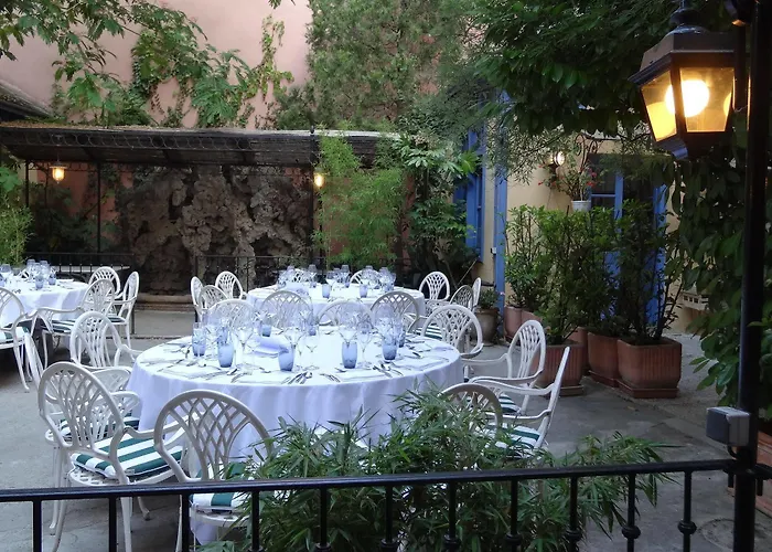 Hotel Moderne Et Pigeon